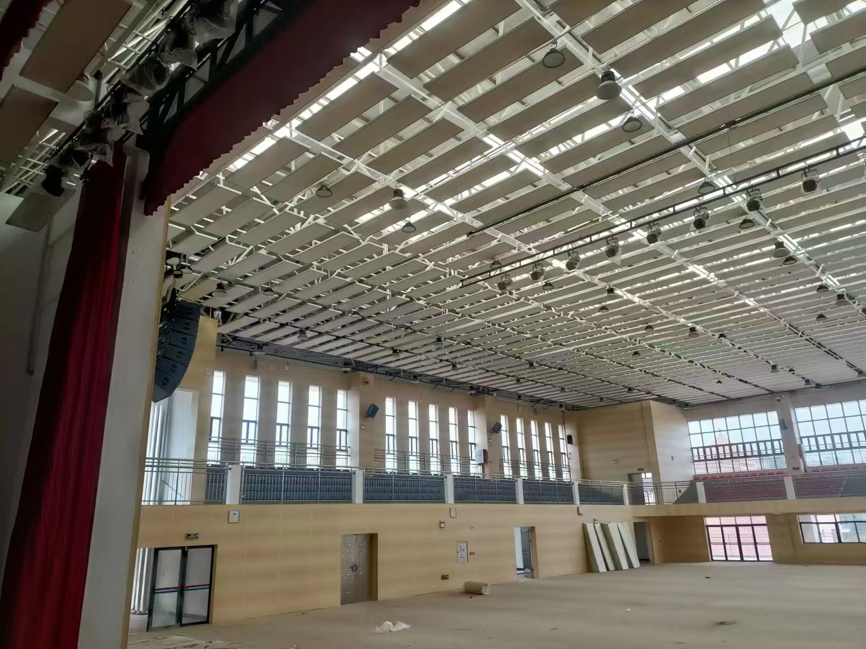 东莞市大凌山新风中学报告厅